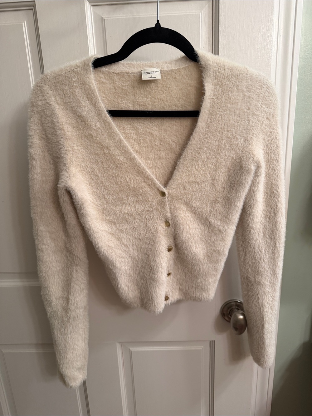 Women's Cream Fuzzy V-Neck Button Cardigan - Abercrombie